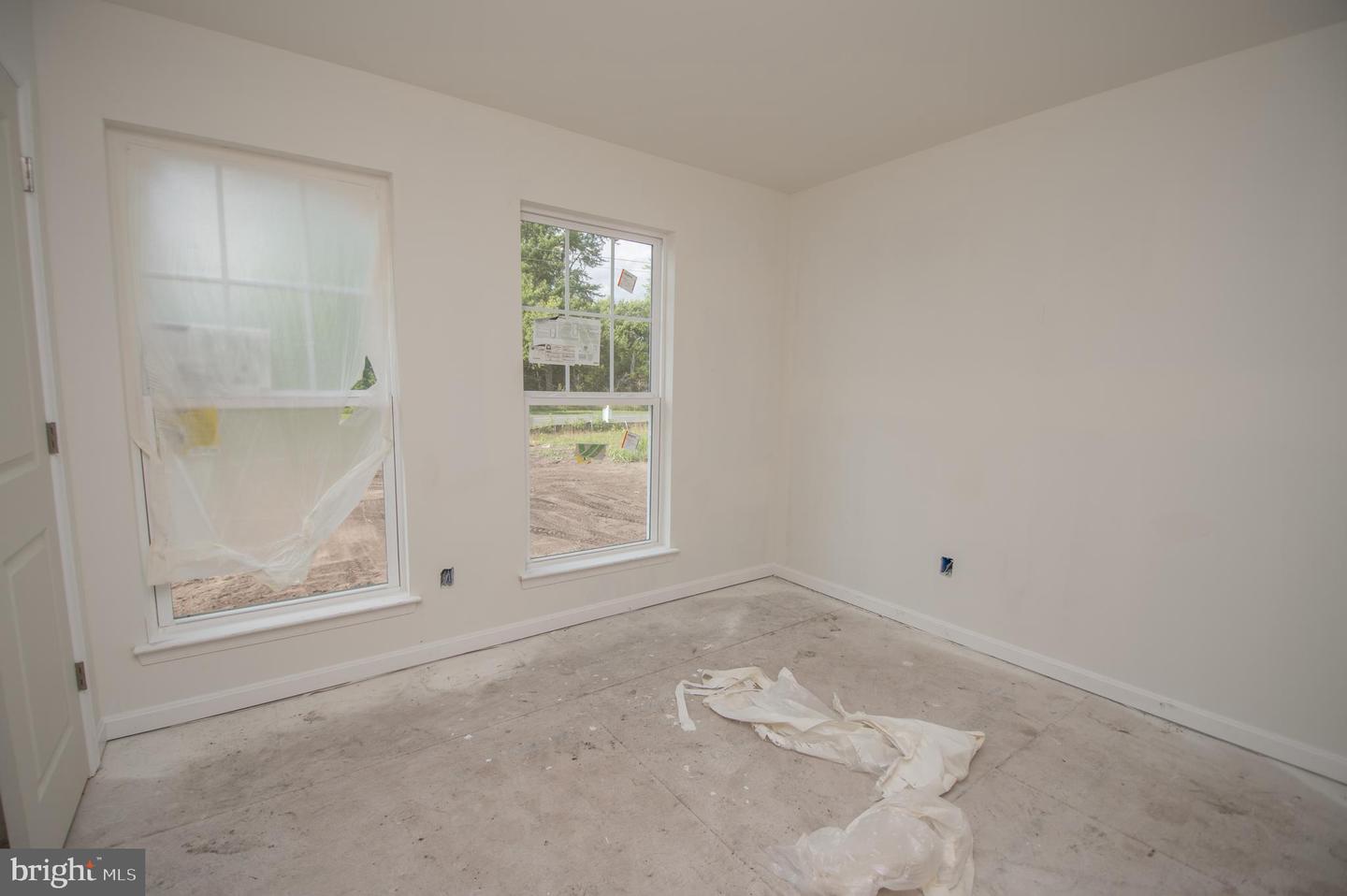 34910 Main St Property Photo 9