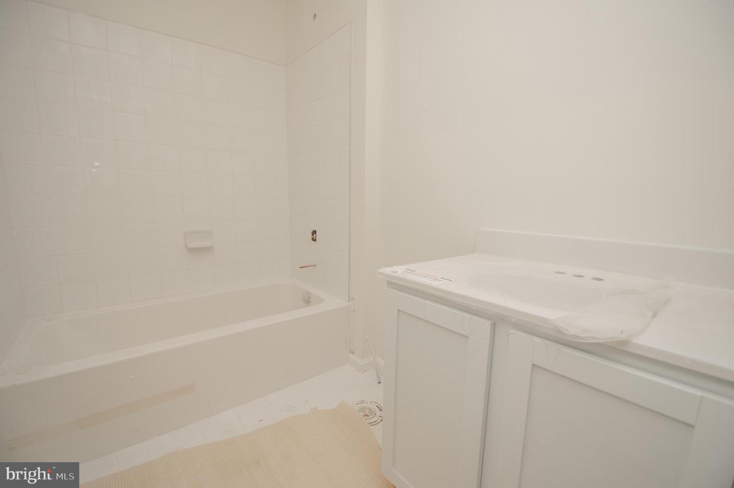 34910 Main St Property Photo 11