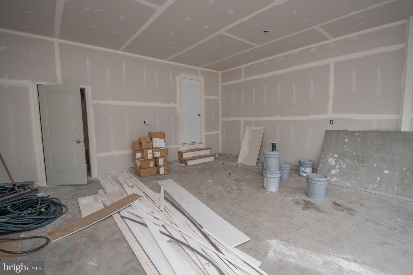 34910 Main St Property Photo 14