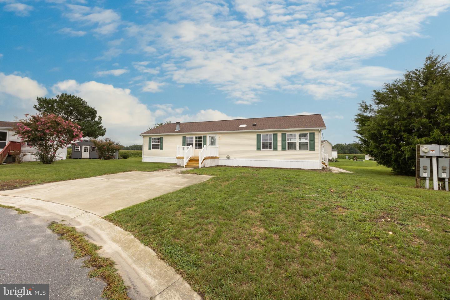 35183 Diva Ct Property Photo 2