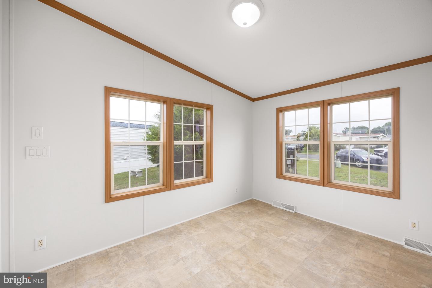 35183 Diva Ct Property Photo 17