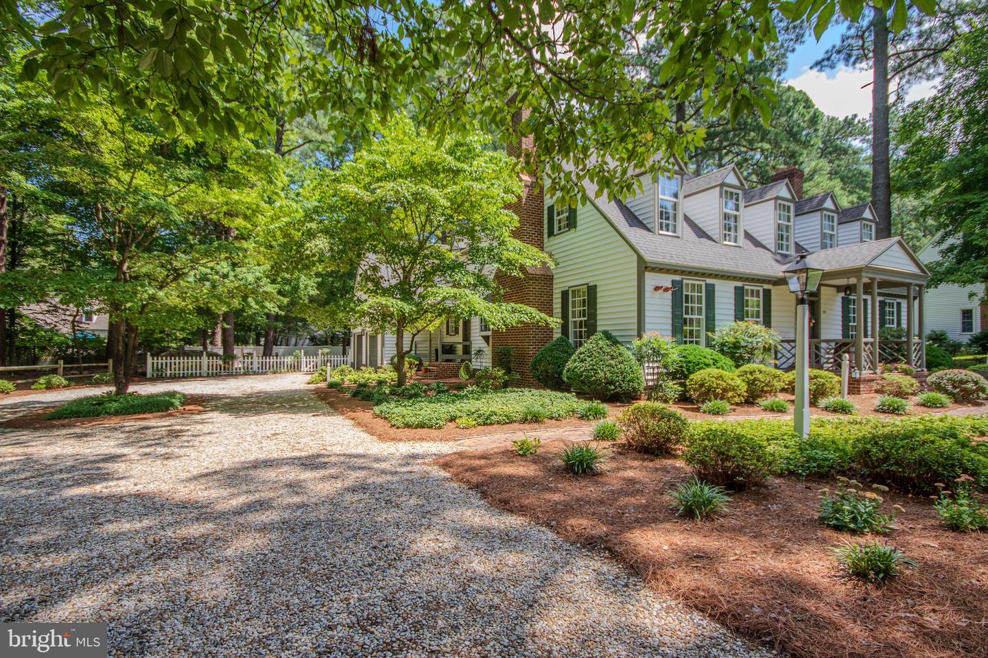 115 Autumn Ln Property Photo 8