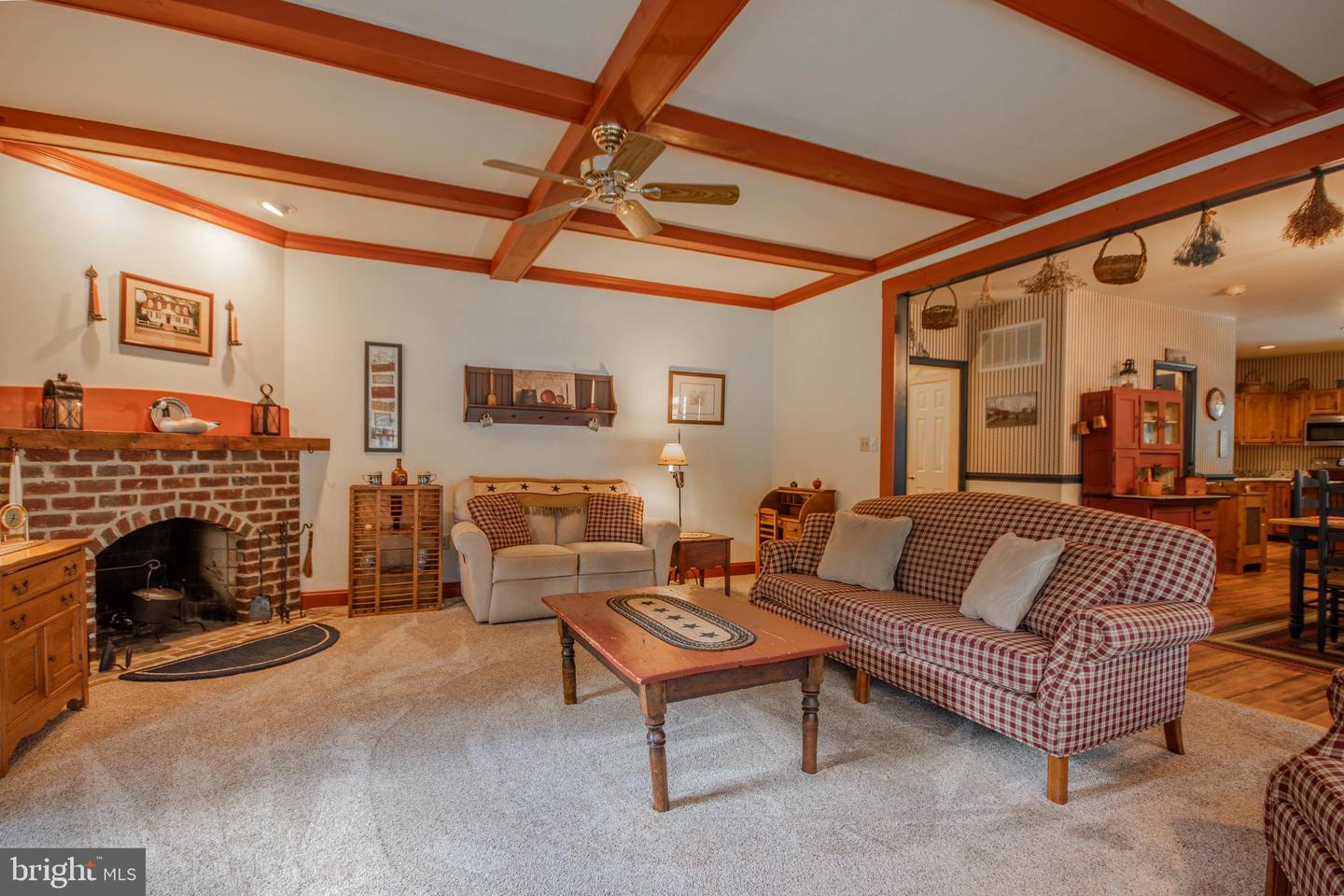 115 Autumn Ln Property Photo 25