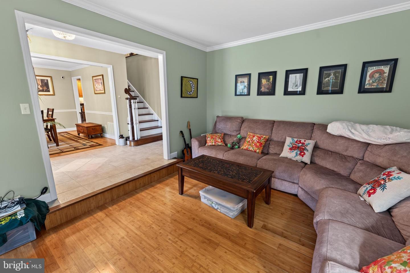 5545 Nithsdale Dr Property Photo 6