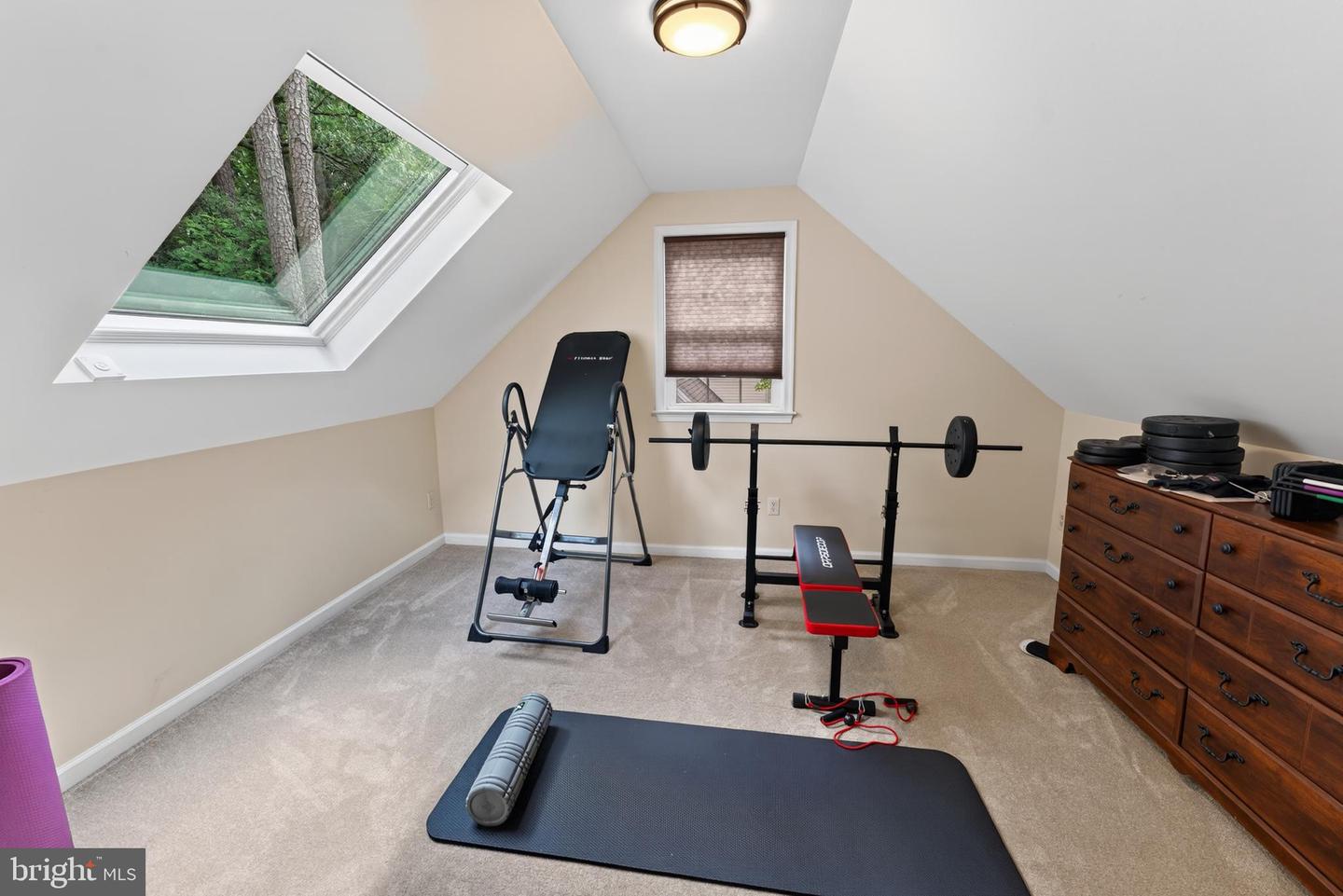 5545 Nithsdale Dr Property Photo 27