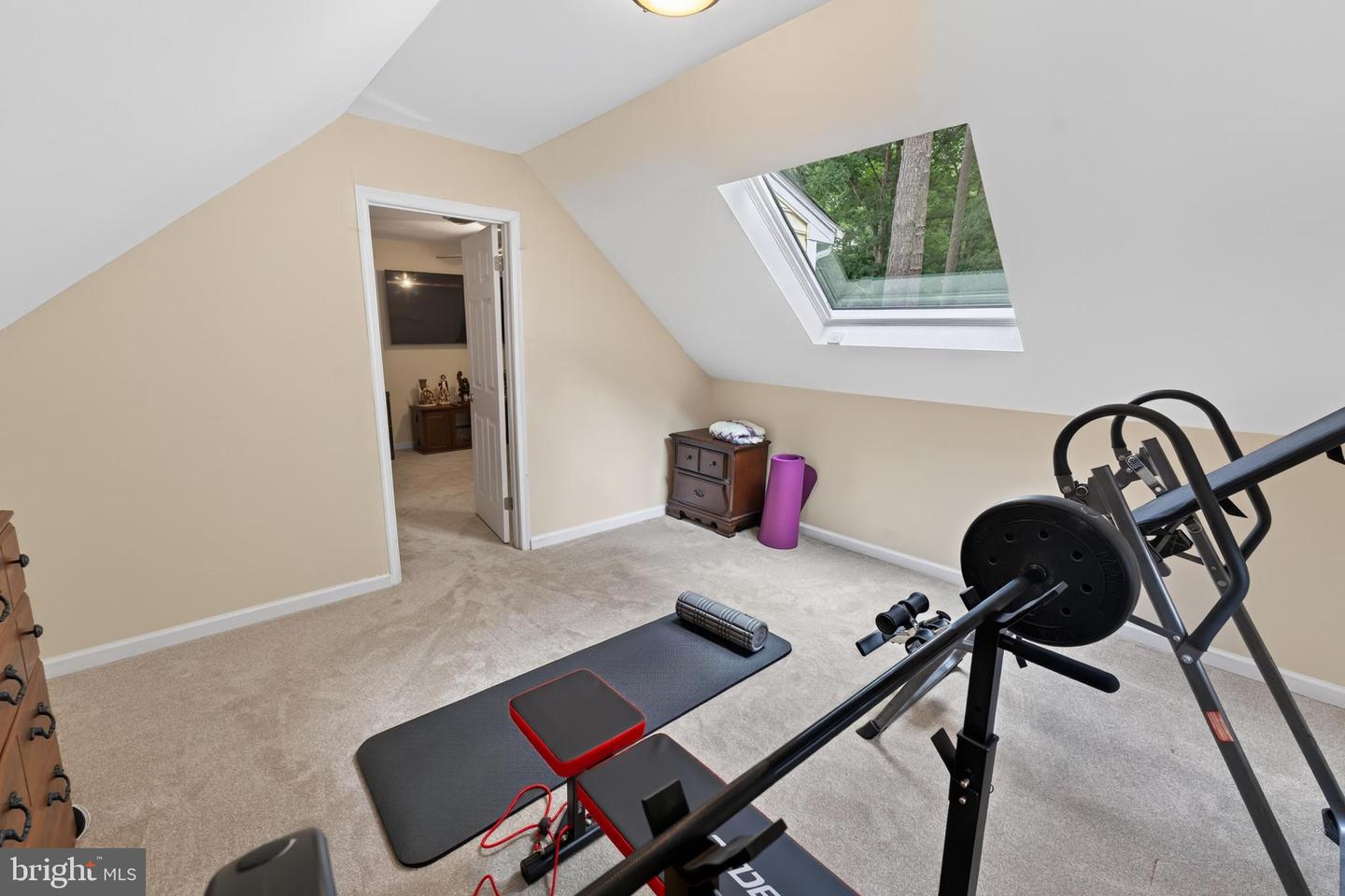 5545 Nithsdale Dr Property Photo 29