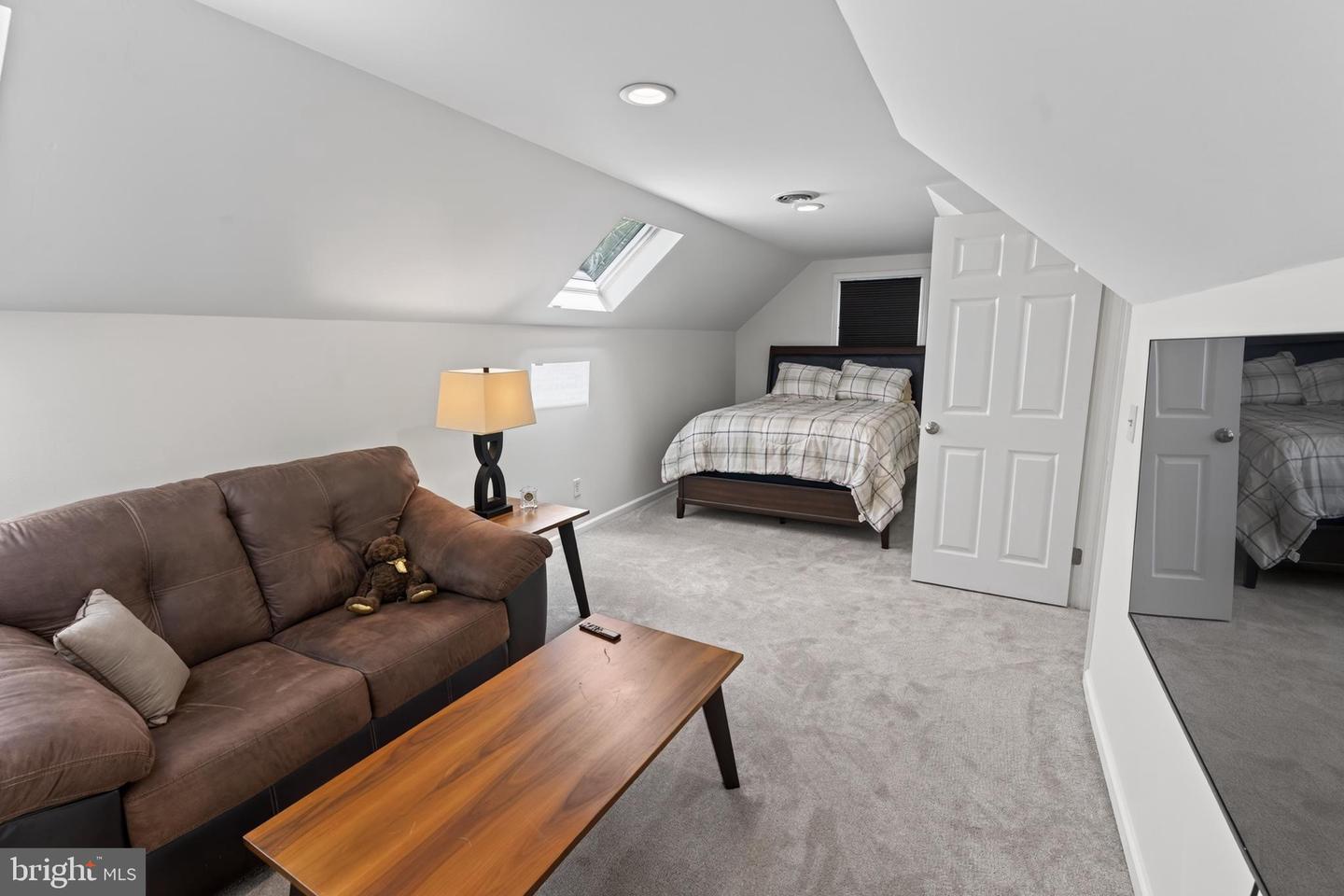 5545 Nithsdale Dr Property Photo 35