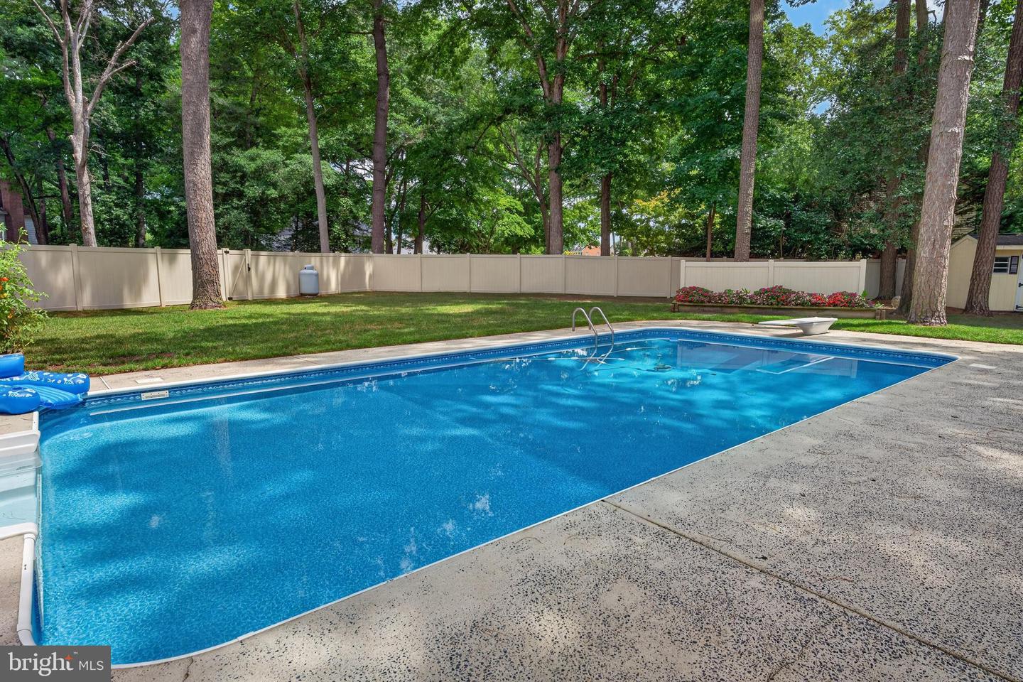 5545 Nithsdale Dr Property Photo 42
