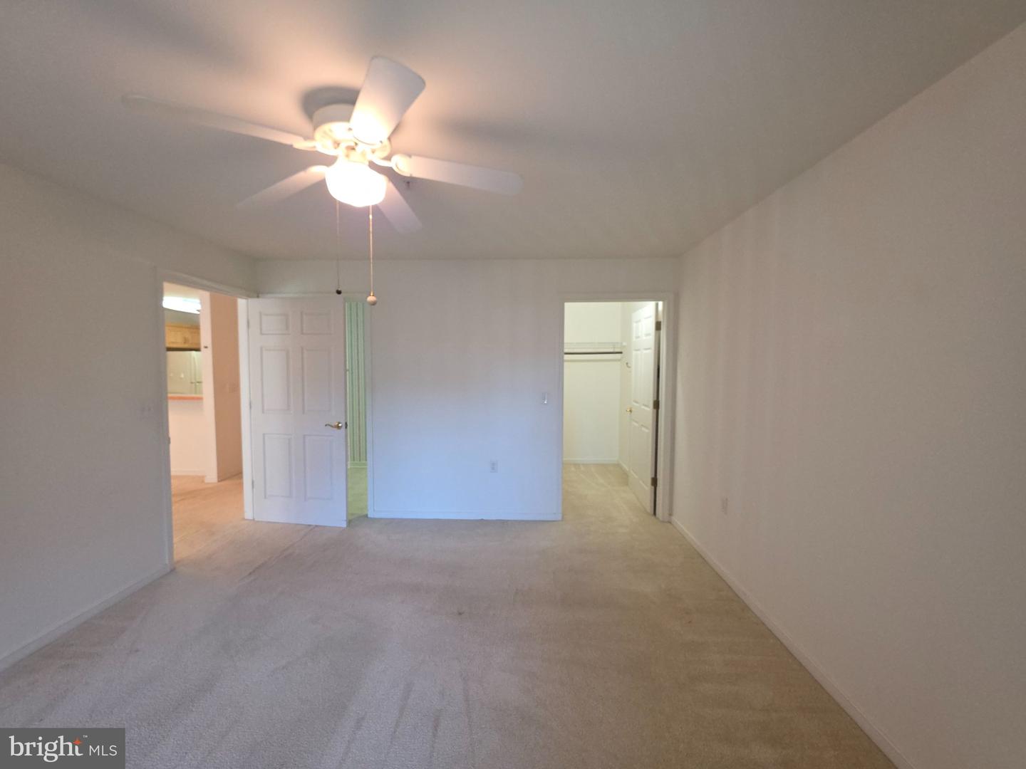 1105 S Schumaker Dr #b-106 Property Photo 16
