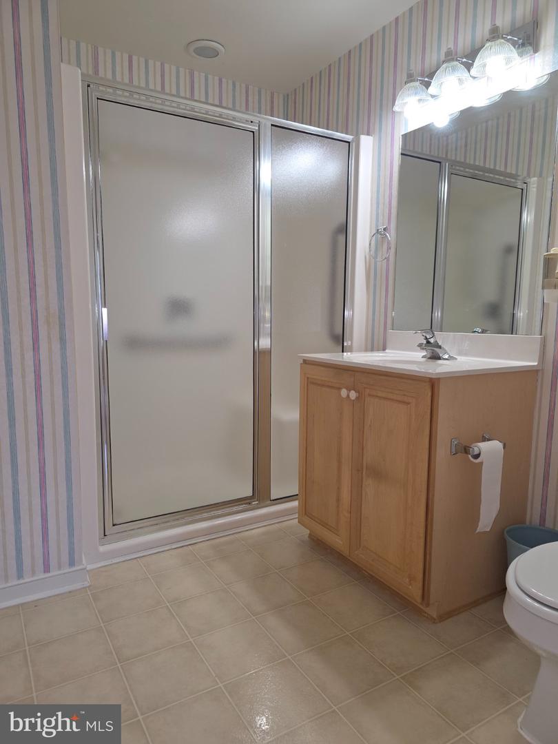 1105 S Schumaker Dr #b-106 Property Photo 18