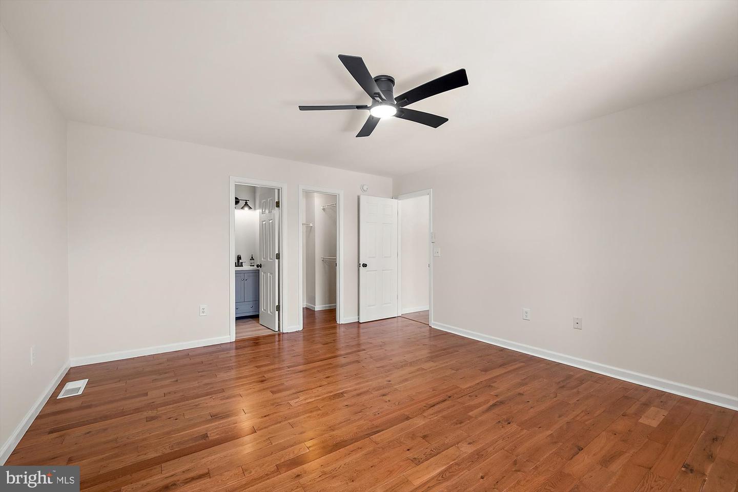 27809 Waller Rd Property Photo 16