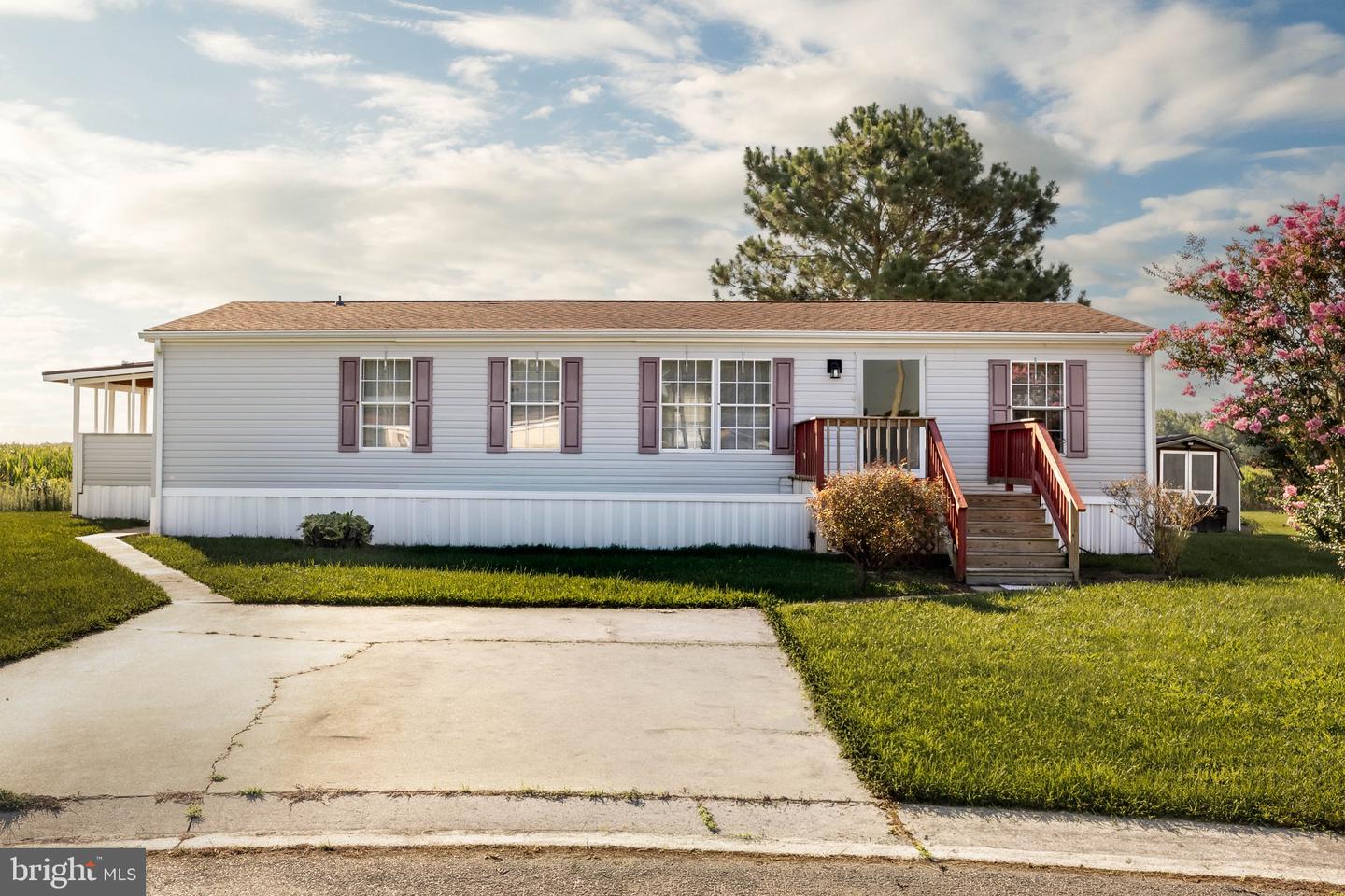 35189 Diva Ct Property Photo 2