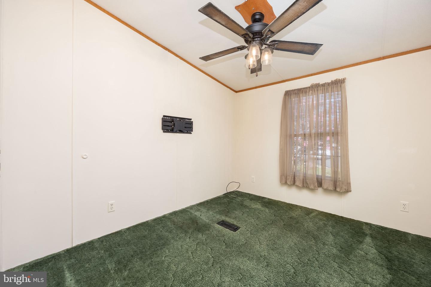 35189 Diva Ct Property Photo 29