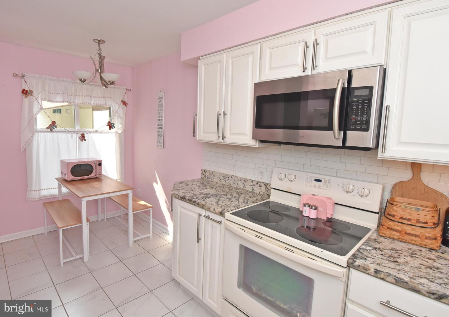 229 Canal Park Dr #404 Property Photo 5