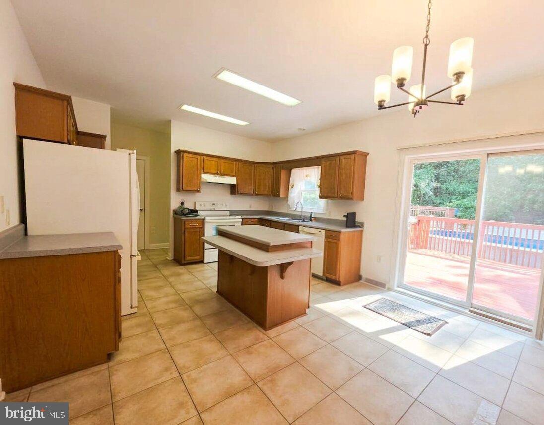 629 S Camden Ave Property Photo 6