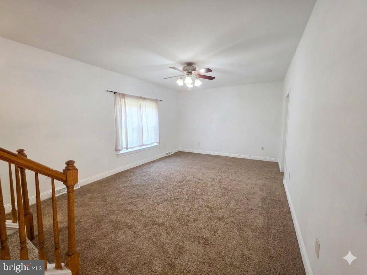 629 S Camden Ave Property Photo 9