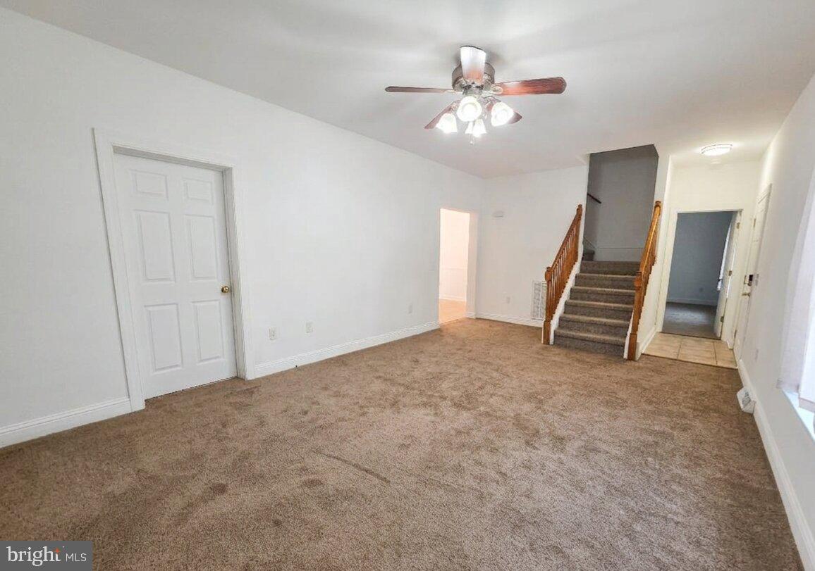 629 S Camden Ave Property Photo 10