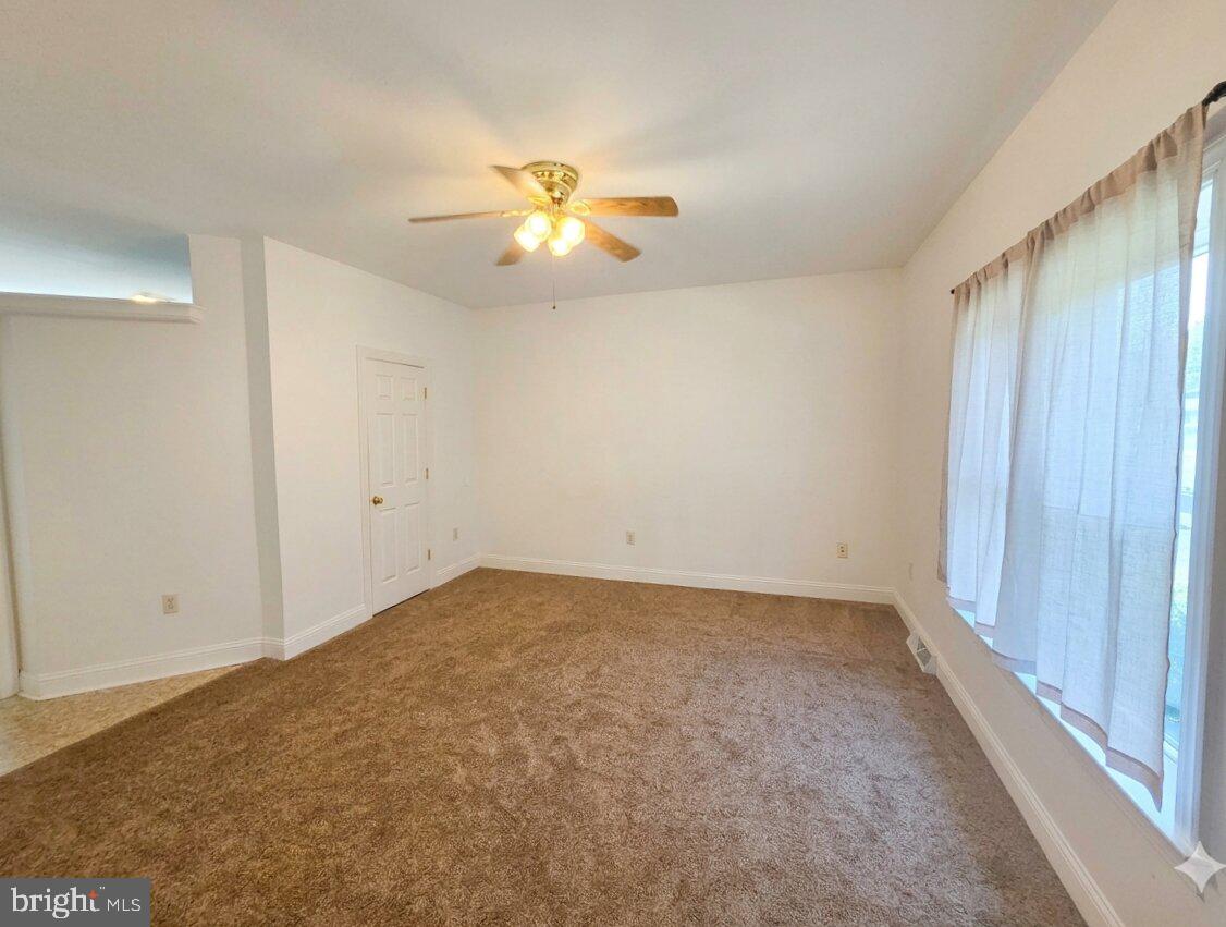 629 S Camden Ave Property Photo 11