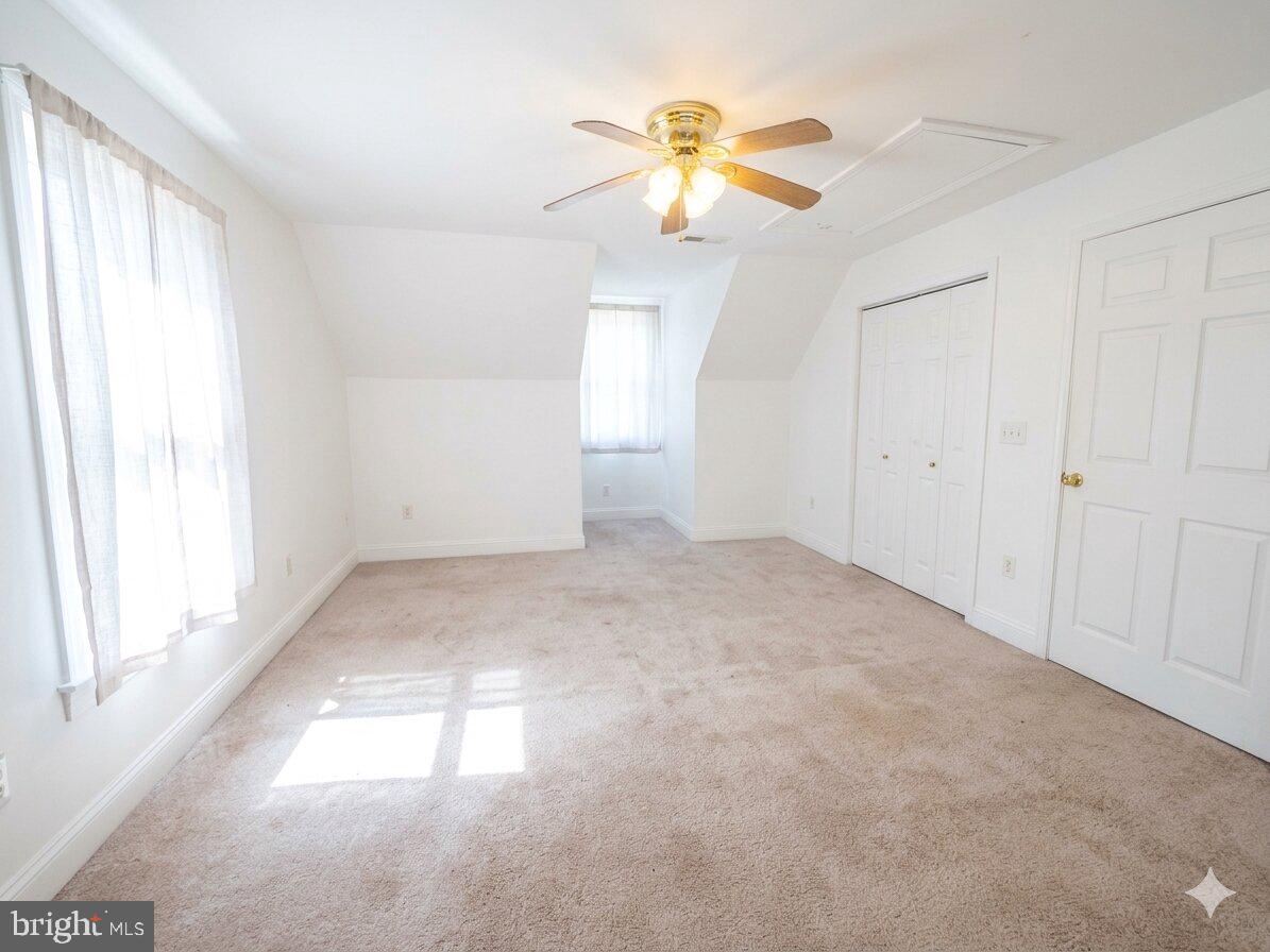 629 S Camden Ave Property Photo 18