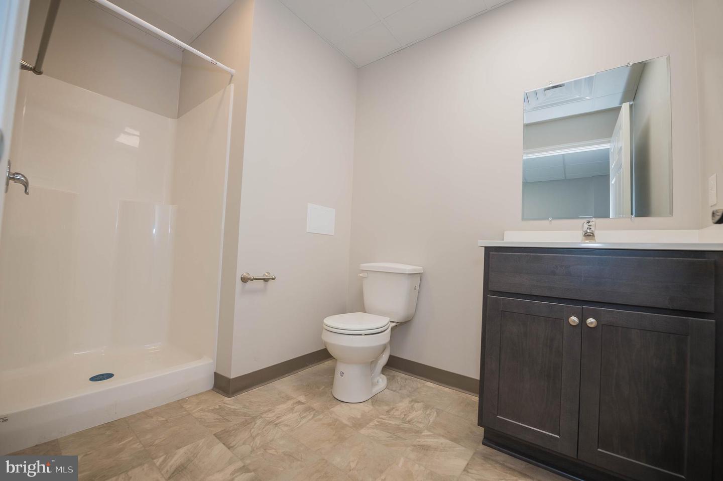123 Bateman St #4-412a Property Photo 37