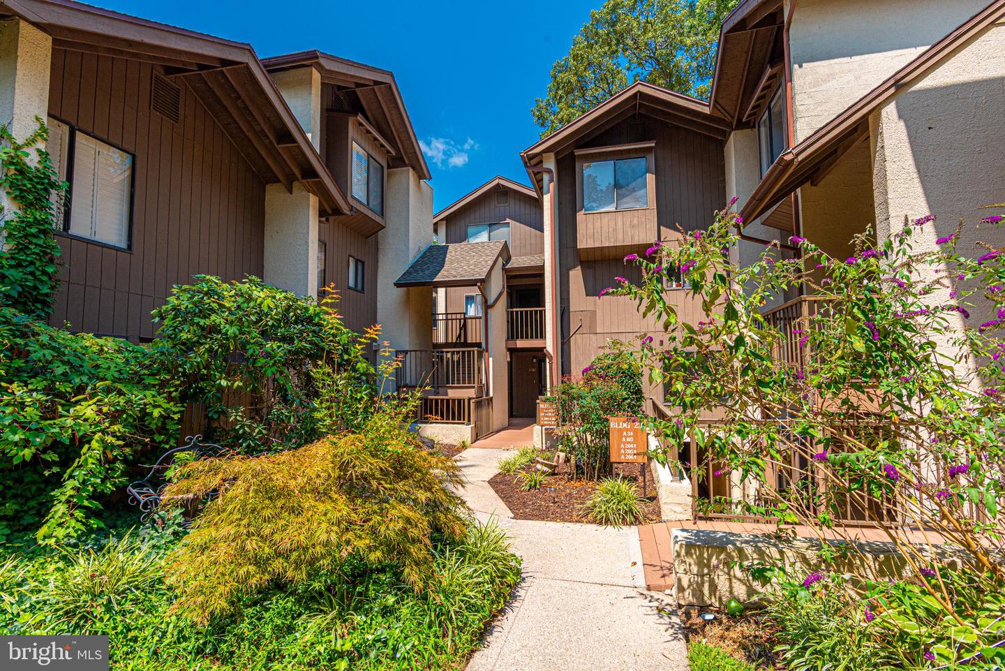 231 Canal Park Dr #a-201 Property Photo 1
