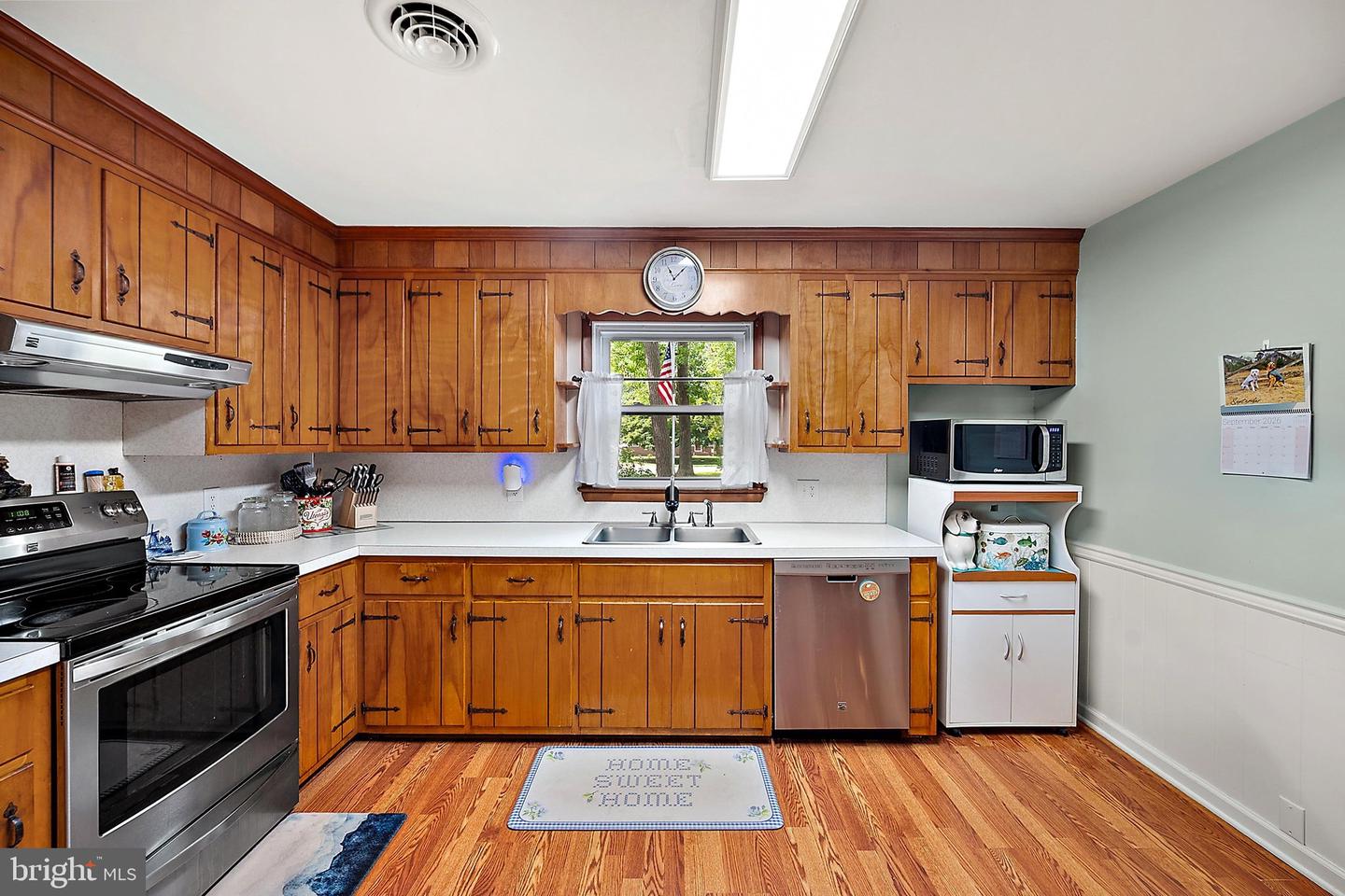 100 Barbara Ave Property Photo 22