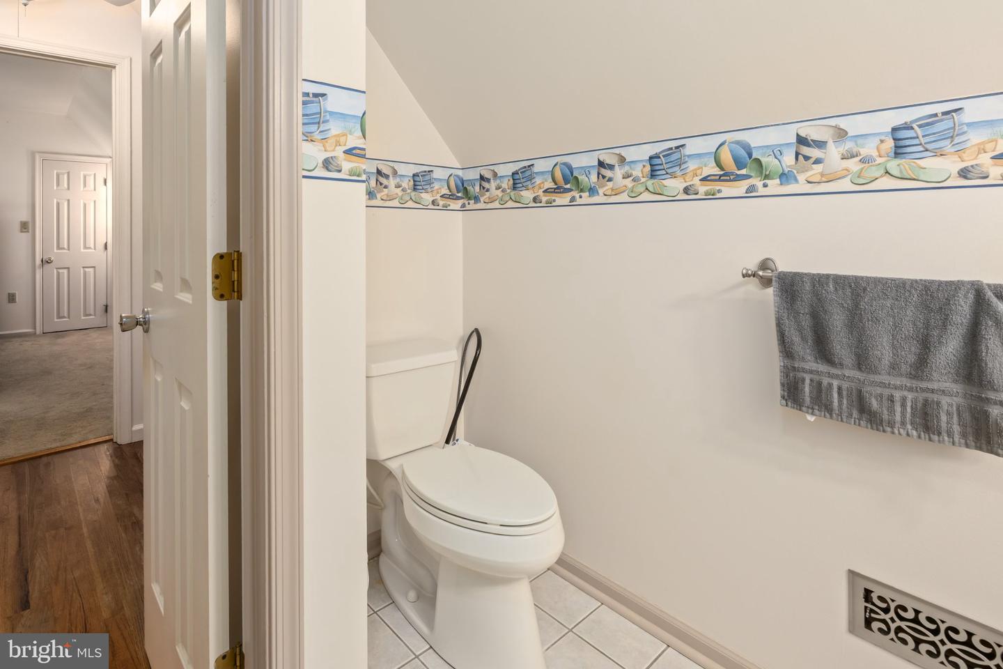 806 Brookmeade Ct Property Photo 17