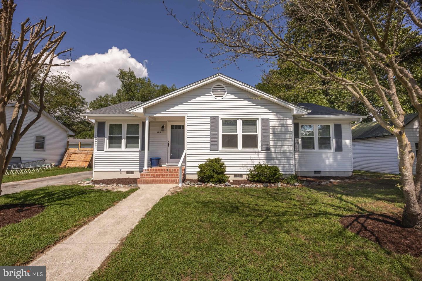 509 Juniper St Property Photo 1