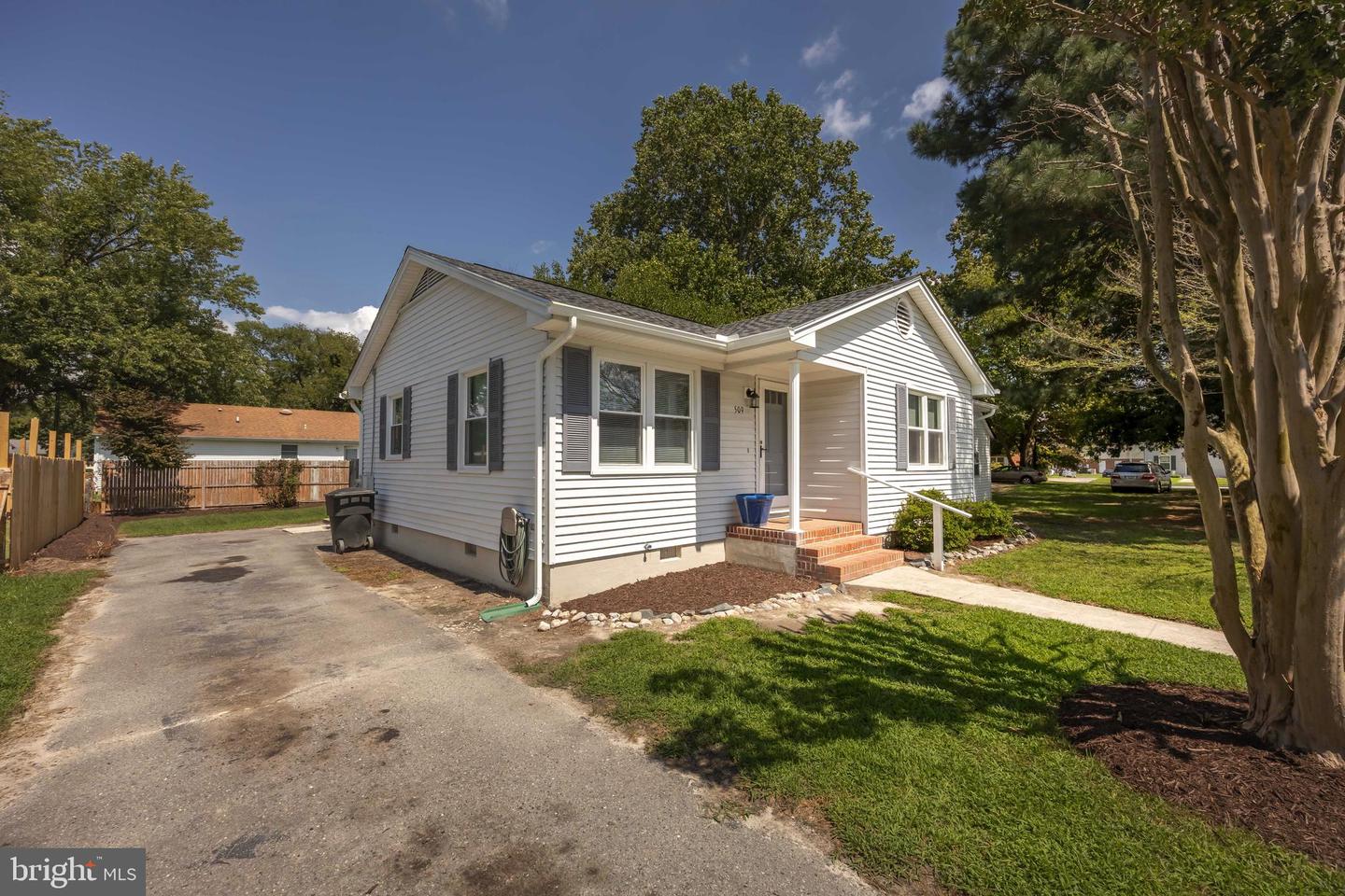 509 Juniper St Property Photo 4