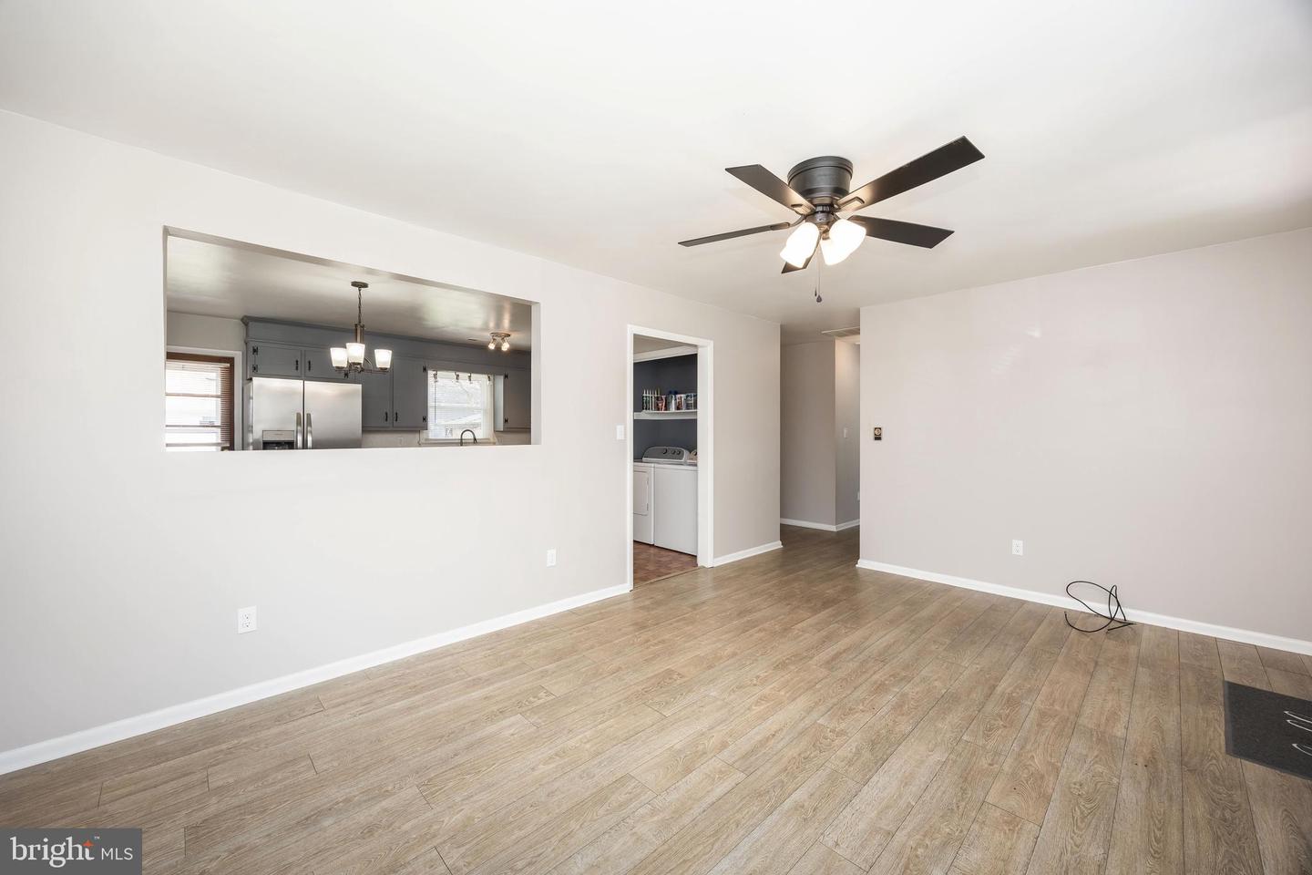 509 Juniper St Property Photo 8