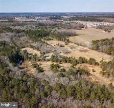 9385 Property Photo 3