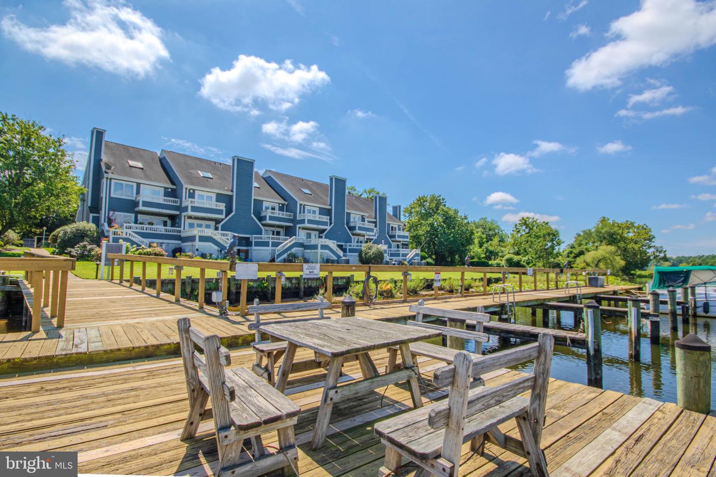 650 RIVER OAK CT #B-10 B Property Photo 1