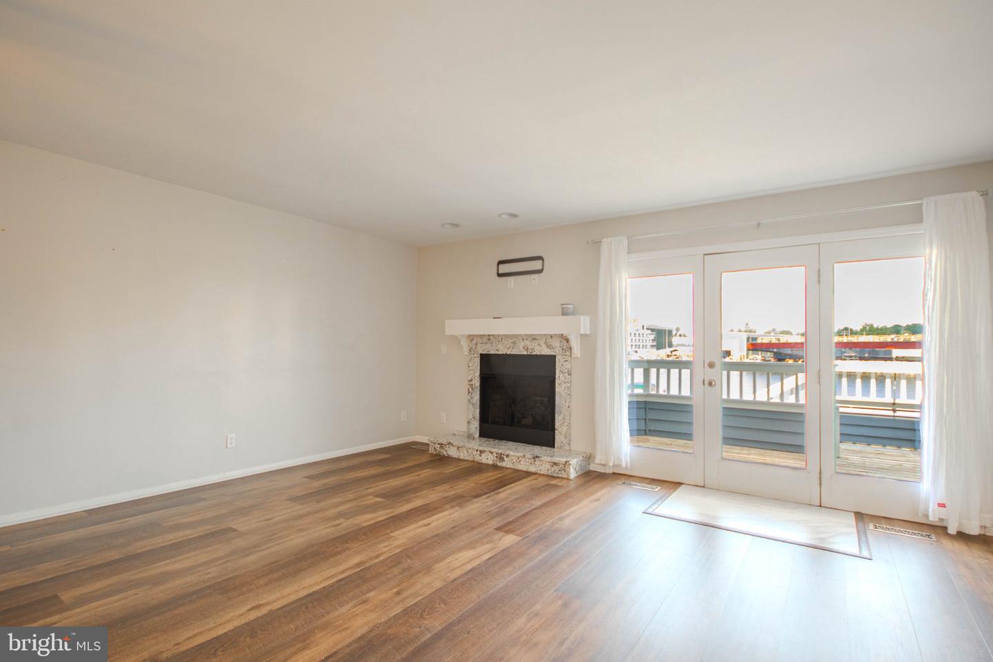 650 River Oak Ct #b-10 B Property Photo 19