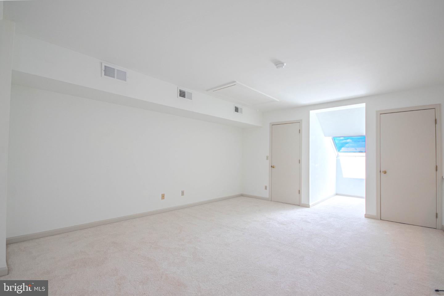 650 River Oak Ct #b-10 B Property Photo 34