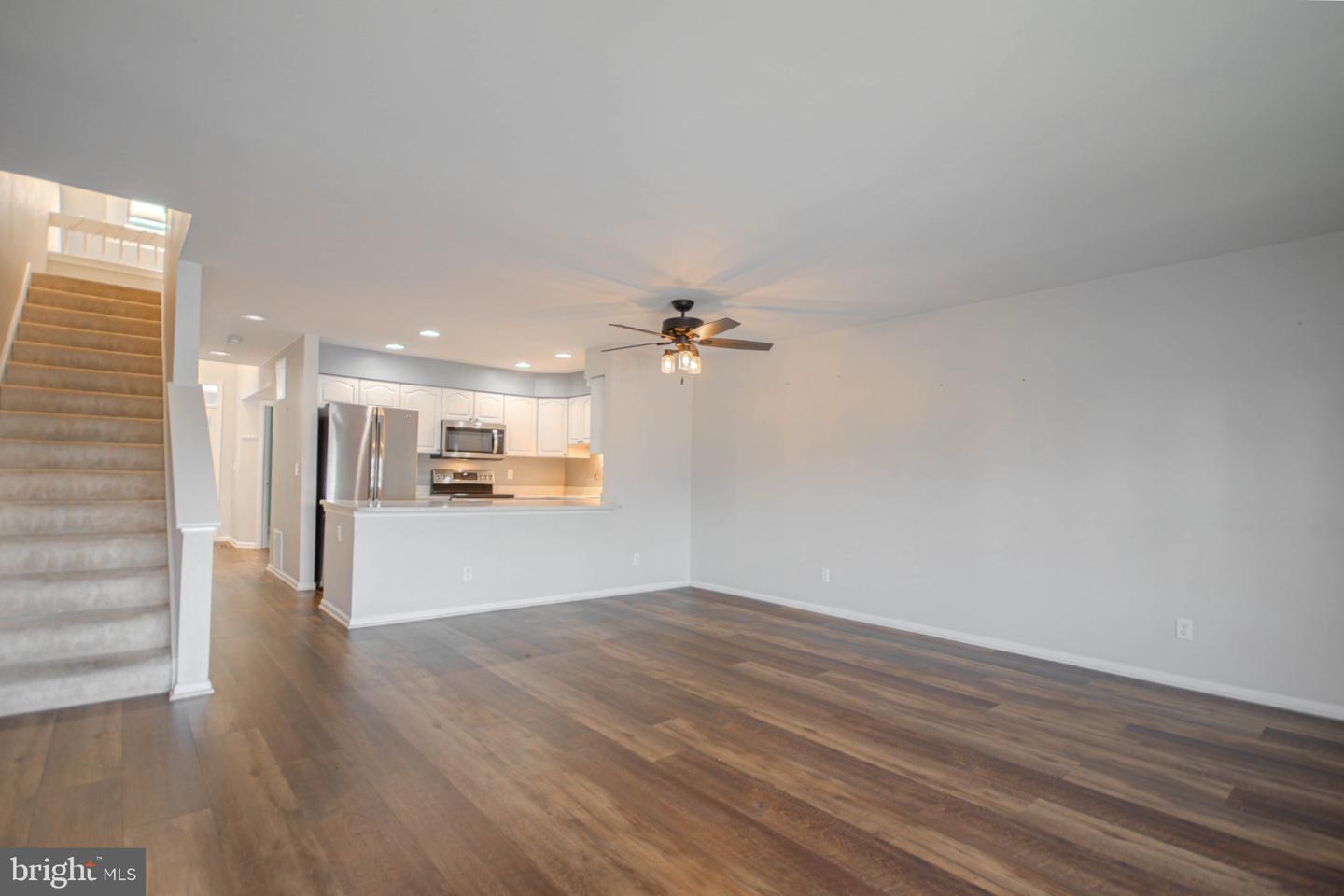 650 River Oak Ct #b-10 B Property Photo 54