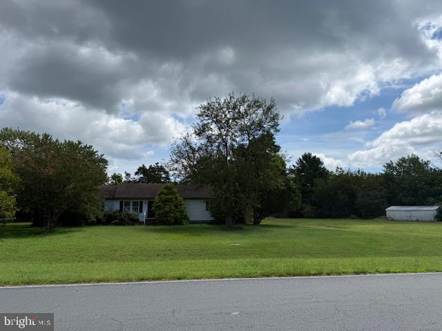 4099 Meadow Bridge Rd Property Photo 2
