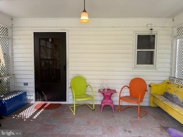 4099 Meadow Bridge Rd Property Photo 5