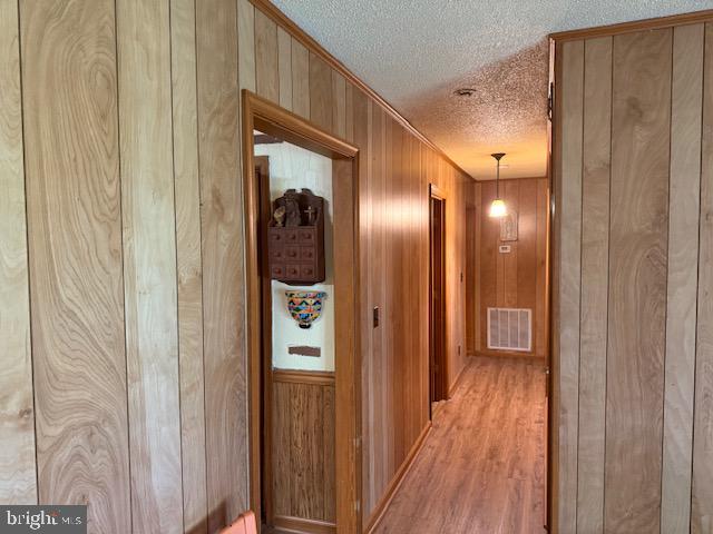 4099 Meadow Bridge Rd Property Photo 8