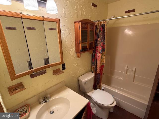 4099 Meadow Bridge Rd Property Photo 16