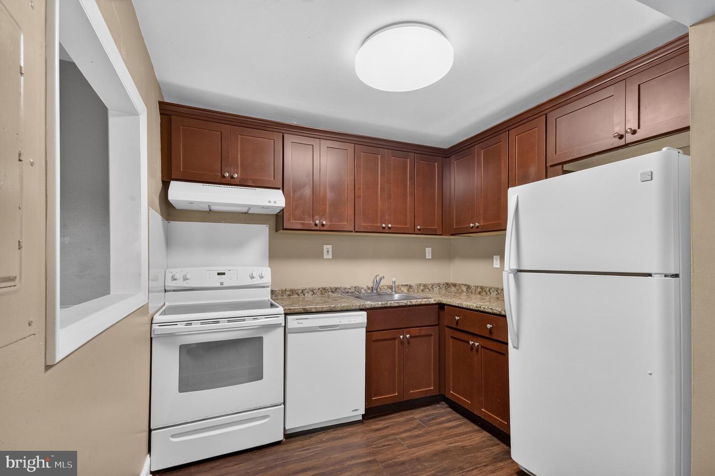 1008 Adams Ave #2c Property Photo 4