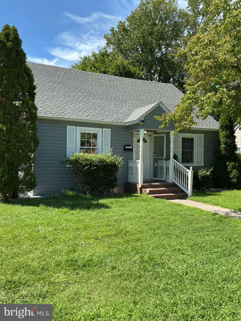 504 Priscilla St Property Photo 1