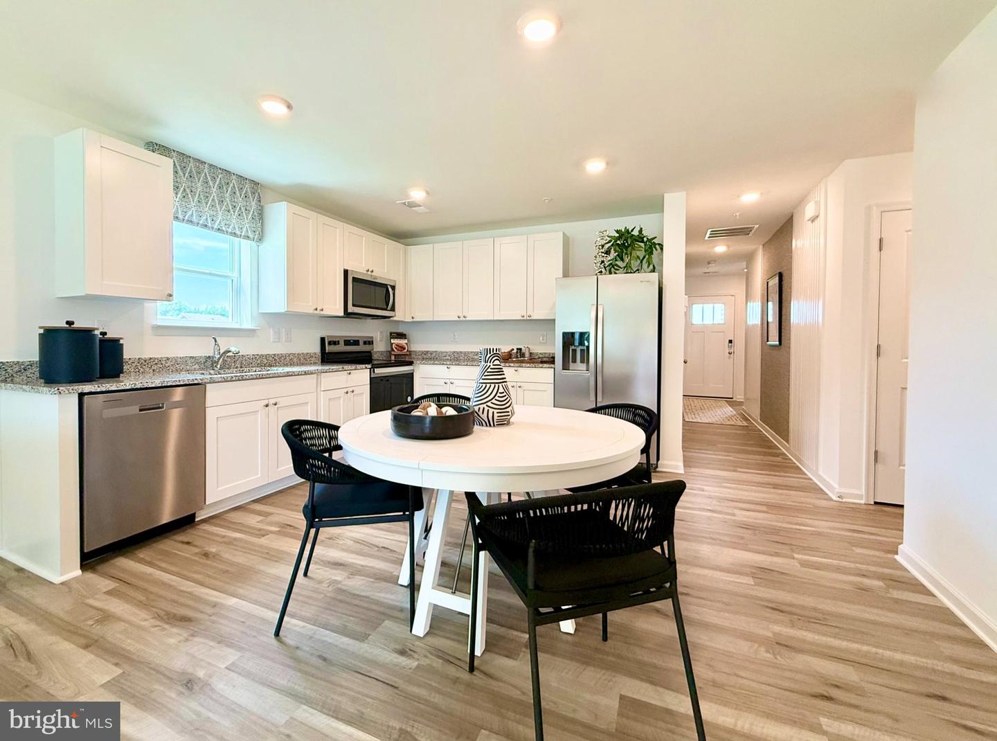 1299 Purple Orchid Loop Property Photo 10