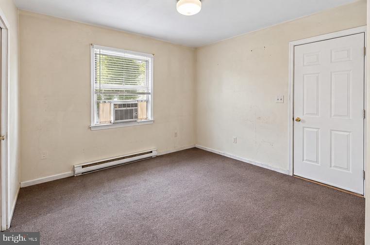 503 Booth St Property Photo 5