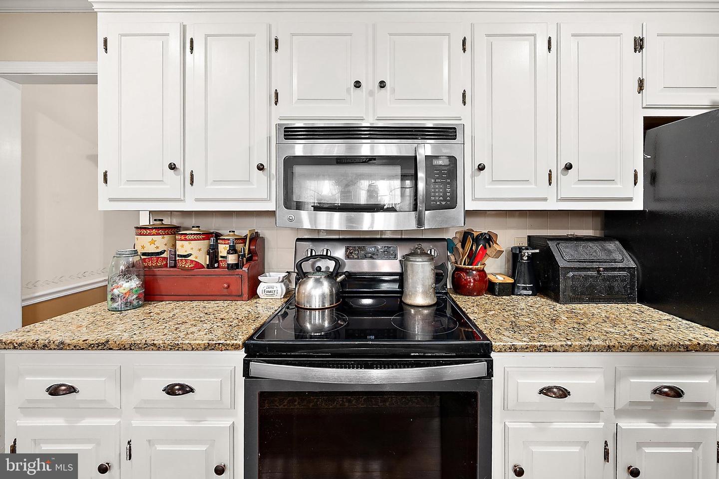 6419 Freedom Way Property Photo 28