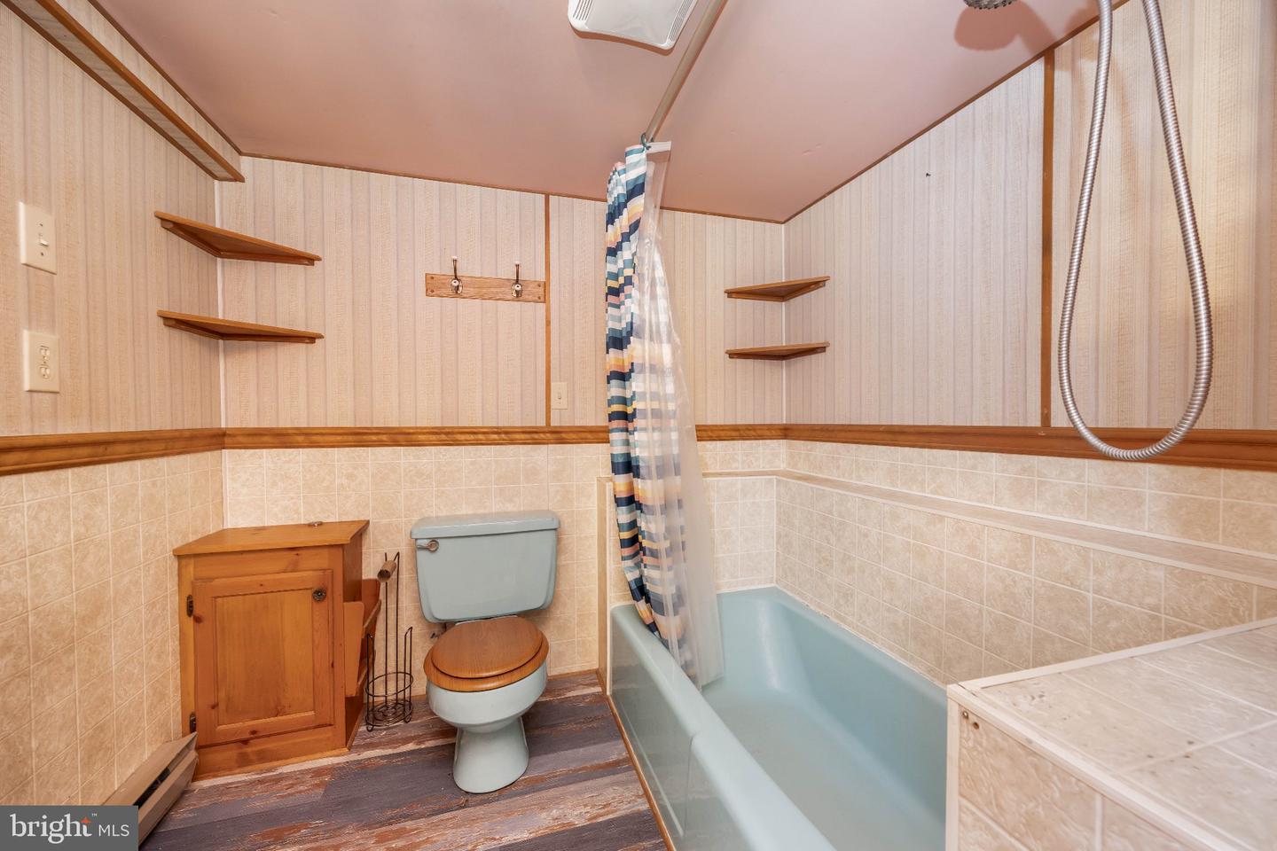 111 E Lillian St Property Photo 22