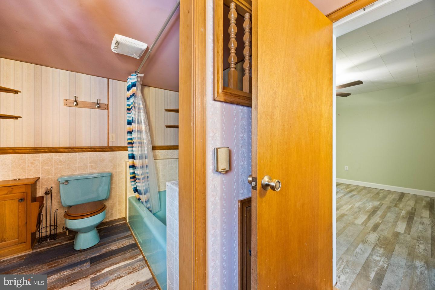 111 E Lillian St Property Photo 25