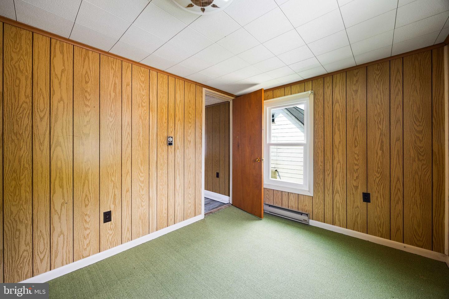 111 E Lillian St Property Photo 35