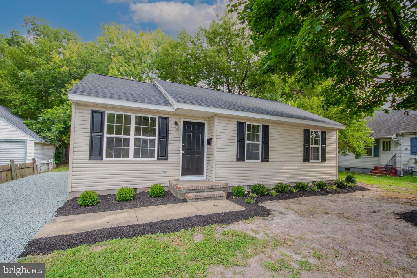 103 Kendall St Property Photo 2