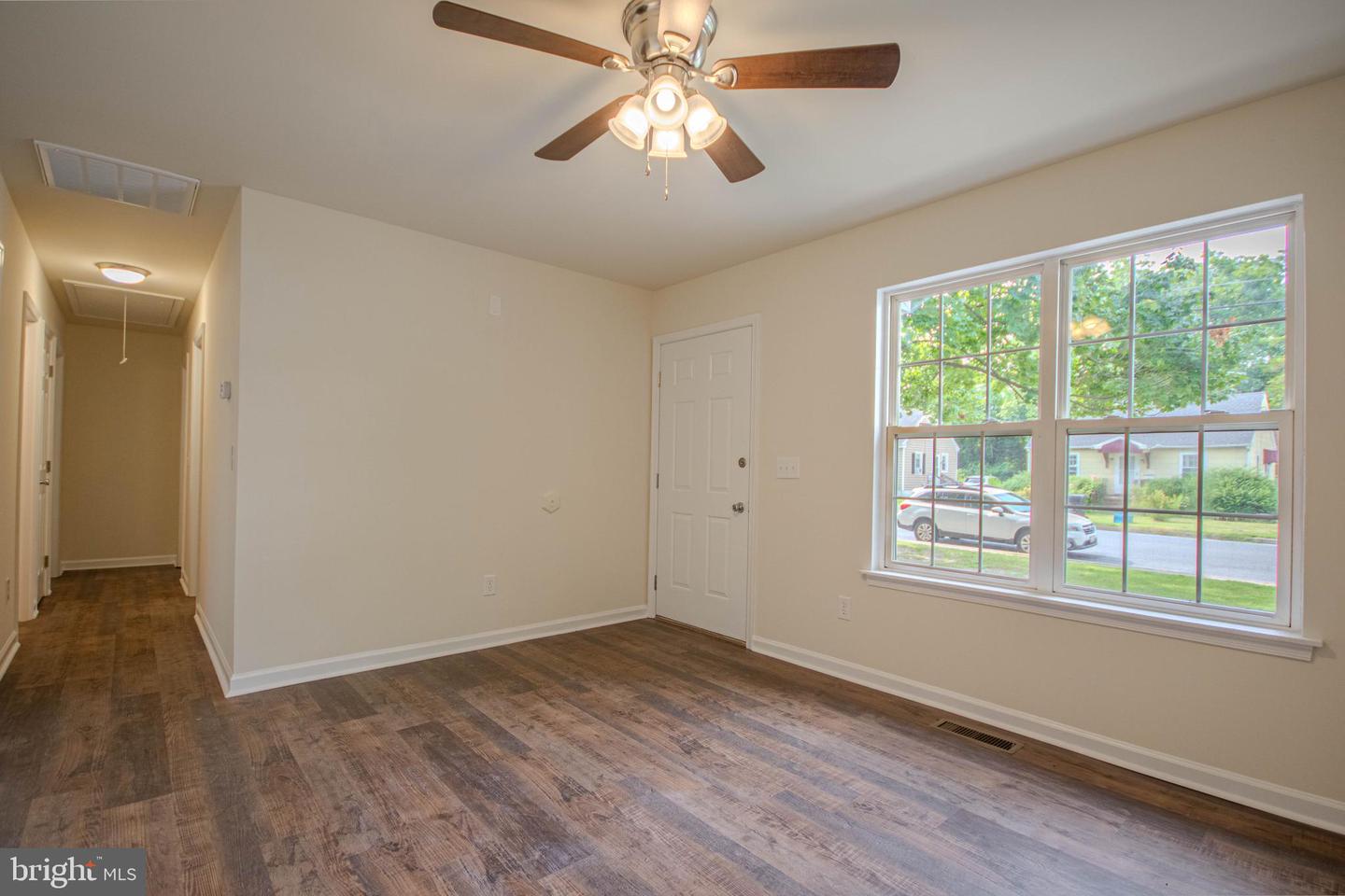 103 Kendall St Property Photo 8