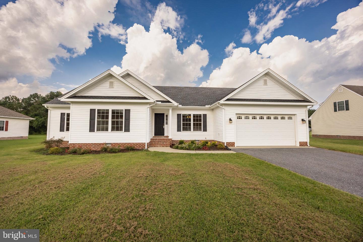 108 Glenbrooke Ct Property Photo 1